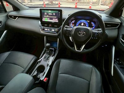 TOYOTA COROLLA CROSS 1.8 HV PREMIUM 2023 (จดปี 2024)