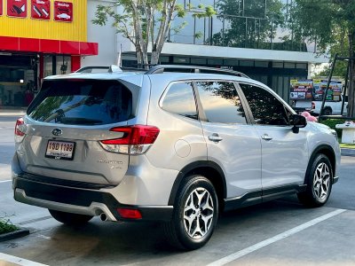 SUBARU FORESTER 2.0 i-L AWD 2020 สีเงิน