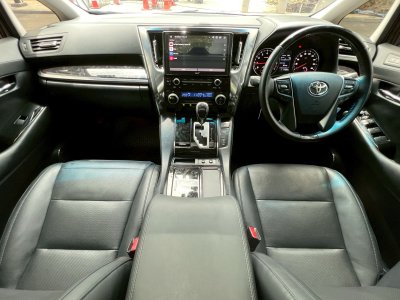 Toyota Alphard 2.5 SC Package (Top สุด) ปี ค.ศ. 2023 แท้