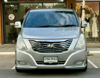 Hyundai Grand Starex Premium 2.5 AT ปี 2015