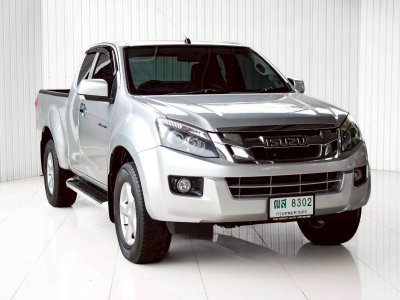 ISUZU DMAX Hi - Lander Cab 2.5 VGS Z ปี 2013 ISUZU DMAX Hi - Lander Cab 2.5 VGS Z ปี 2013