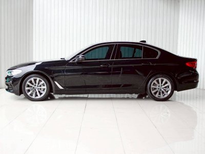 BMW SERIES 5, 530e 2.0 ELITE ปี 2020 โฉม G30 ปี17-24 สีดำ BMW SERIES 5, 530e 2.0 ELITE ปี 2020 โฉม G30 ปี17-24 สีดำ