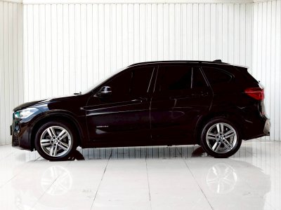 BMW X1 2.0 sDrive18d M SPORT ปี 2017 โฉม F48 ปี16-23