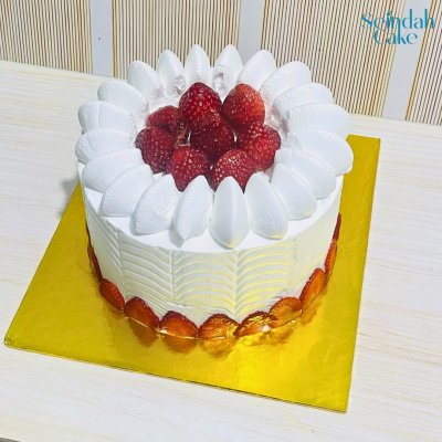 Cake Strawbery Caste