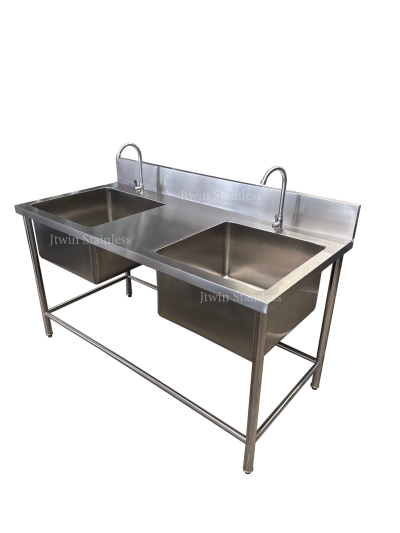 ซิ้งค์สแตนเลส 2 หลุม + พักกลาง ( หน้าเรียบ )