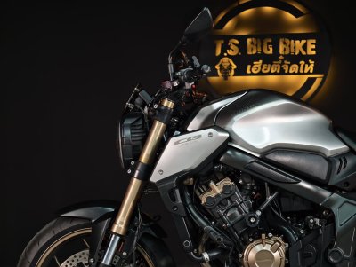 HONDA CB650R