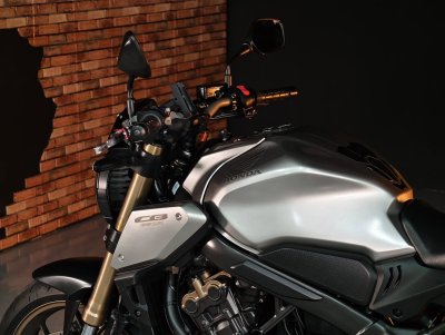 HONDA CB650R