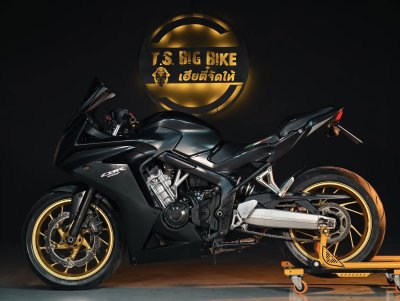 HONDA CBR650F