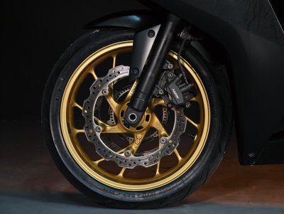HONDA CBR650F