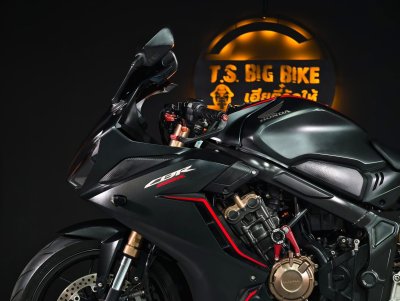 HONDA CBR650R