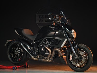 DUCATI DIAVEL