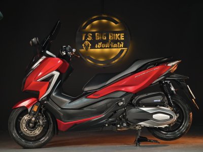 HONDA FORZA 350