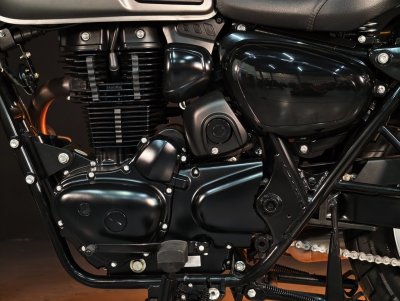BENELLI IMPERIALE 400