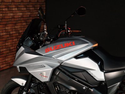 SUZUKI GSX-S1000S KATANA
