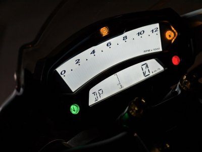 DUCATI MONSTER 796 DP