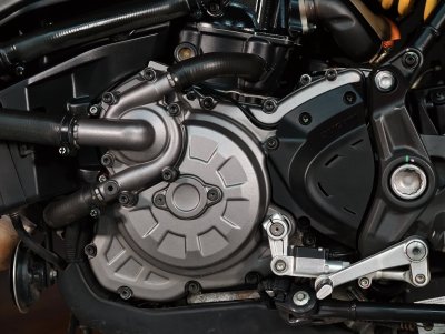 DUCATI MONSTER 821
