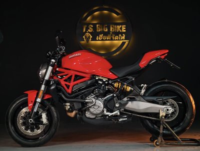 DUCATI MONSTER 821