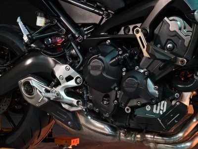 YAMAHA MT-09