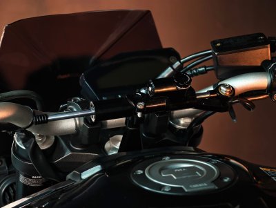 YAMAHA MT-09