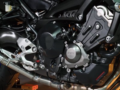 YAMAHA MT-09