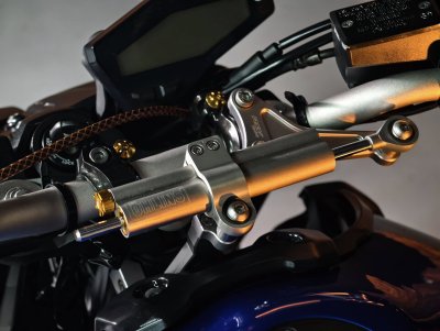 YAMAHA MT-09