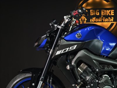 YAMAHA MT-09
