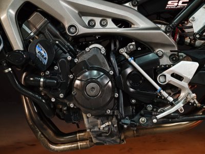 YAMAHA MT-09