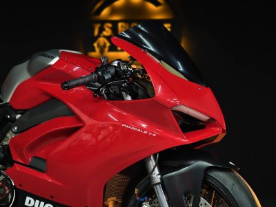 DUCATI PANIGALE V4
