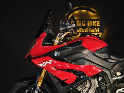 BMW S1000XR