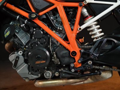 KTM 1290 SUPER DUKE R