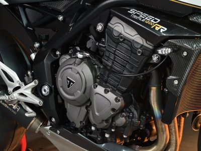 TRIUMPH SPEED TRIPLE 1200