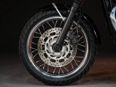 TRIUMPH BONNEVILLE T100