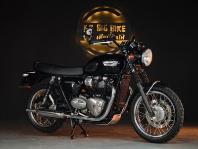 TRIUMPH BONNEVILLE T100