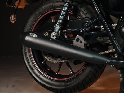 TRIUMPH BONNEVILLE T100 BLACK