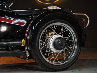 TRIUMPH BONNEVILLE T100 SIDECARS