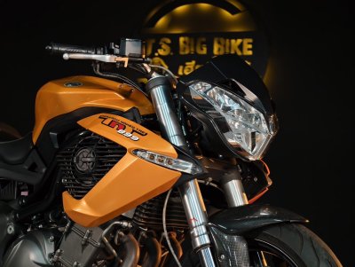 BENELLI TNT 899