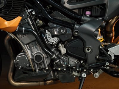 BENELLI TNT 899