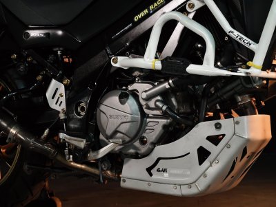 SUZUKI V-STROM 650