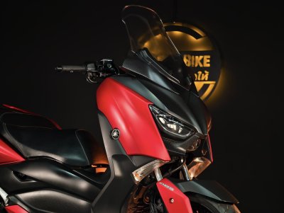 YAMAHA XMAX 300