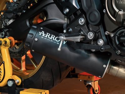 YAMAHA XSR700