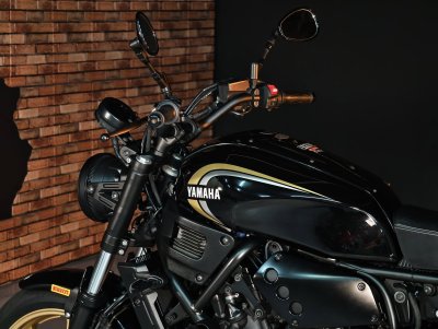 YAMAHA XSR700