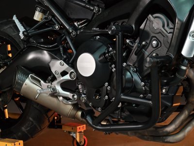 YAMAHA XSR900