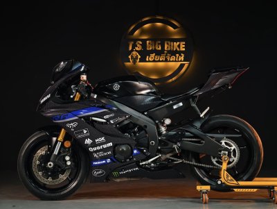 YAMAHA YZF-R6