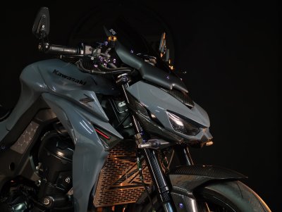 KAWASAKI Z1000R