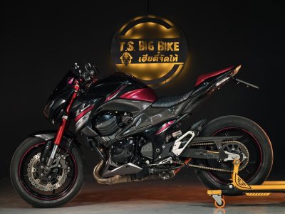 KAWASAKI Z800