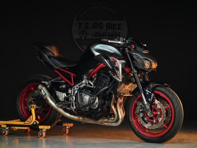 KAWASAKI Z900 ABS
