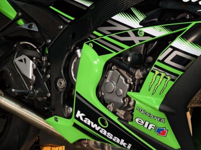 KAWASAKI ZX-10R