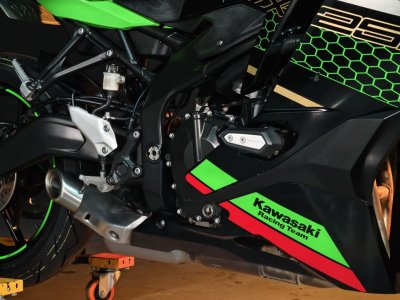 KAWASAKI ZX-25R