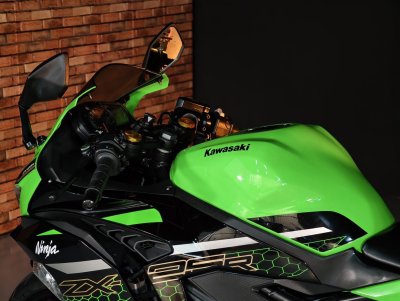 KAWASAKI ZX-25R ABS SE