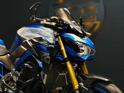 KAWASAKI 2017